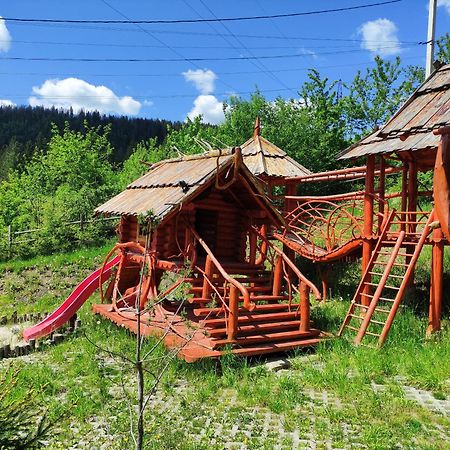 Дерев'Яний Котедж "Казка" Yaremche Exterior photo